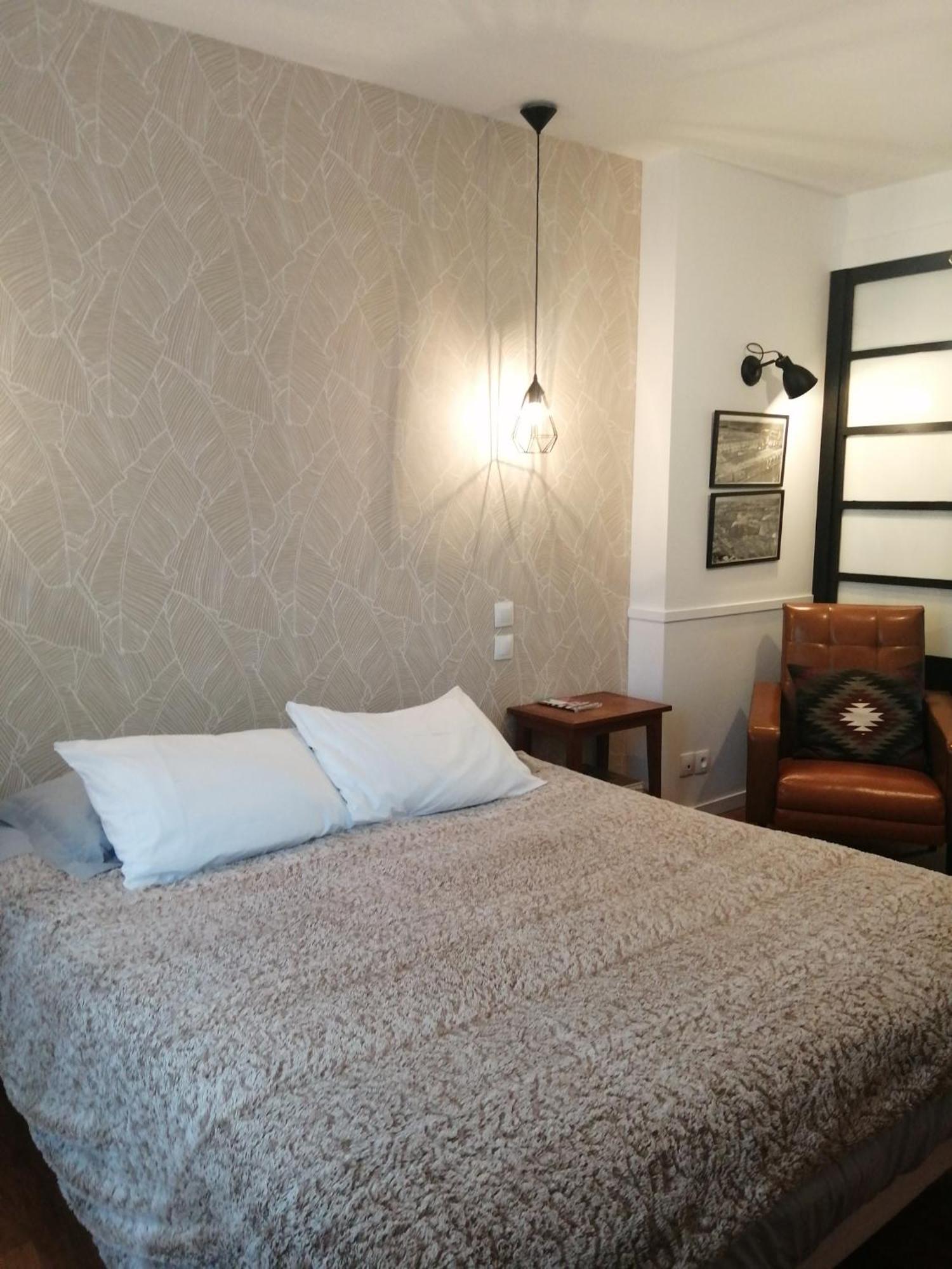 Lesneven Le Quai 18 Bed & Breakfast エクステリア 写真
